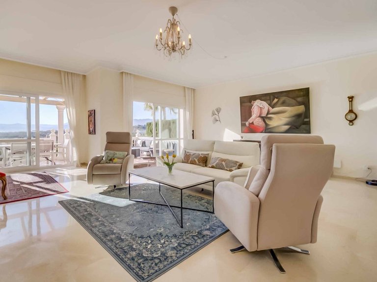 Villa for Sale in Artola, Malaga 22
