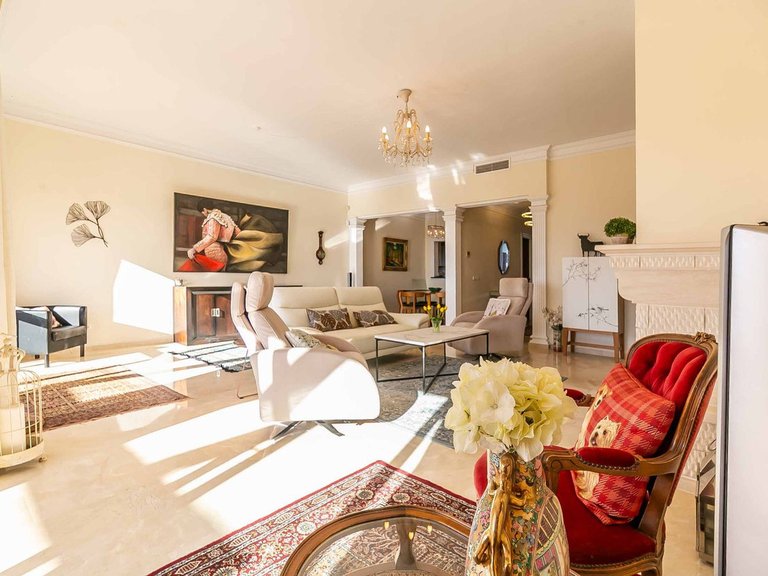 Villa for Sale in Artola, Malaga 23