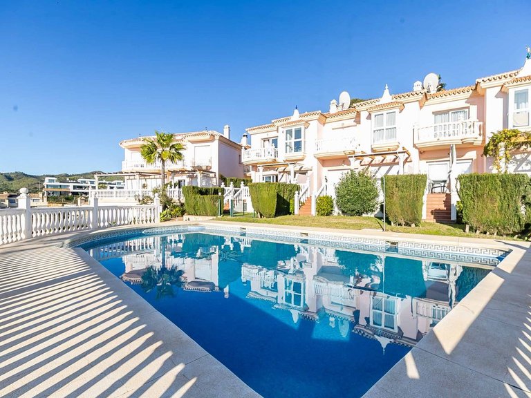 Villa for Sale in Artola, Malaga 51