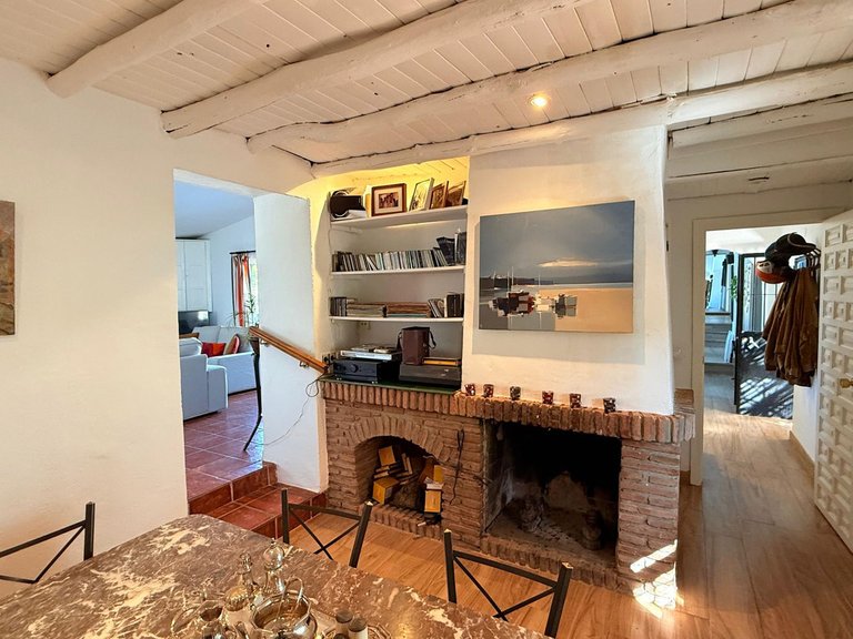 Villa for Sale in Coín, Malaga 12