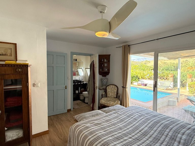 Villa for Sale in Coín, Malaga 25