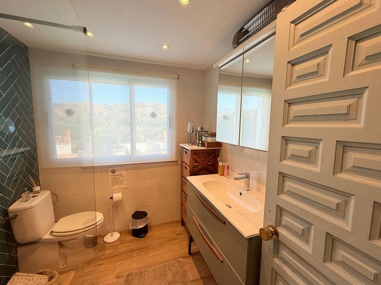 Villa for Sale in Coín, Malaga 30