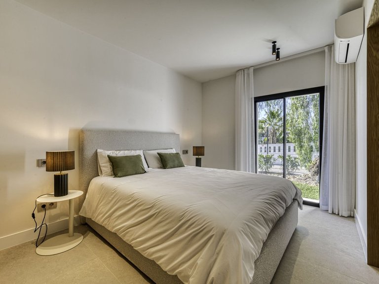 Villa for Sale in El Rosario, Malaga 40