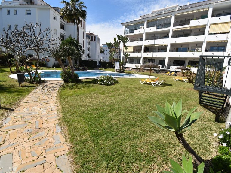 Apartment for Sale in Calahonda, Malaga 23