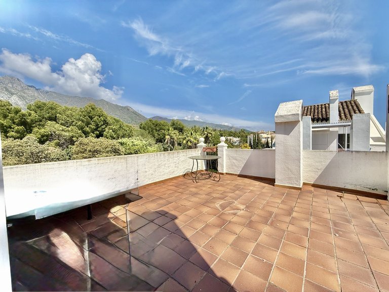 Apartment for Sale in Nagüeles, Malaga 18