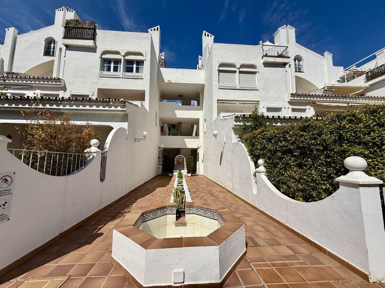Apartment for Sale in Nagüeles, Malaga 25