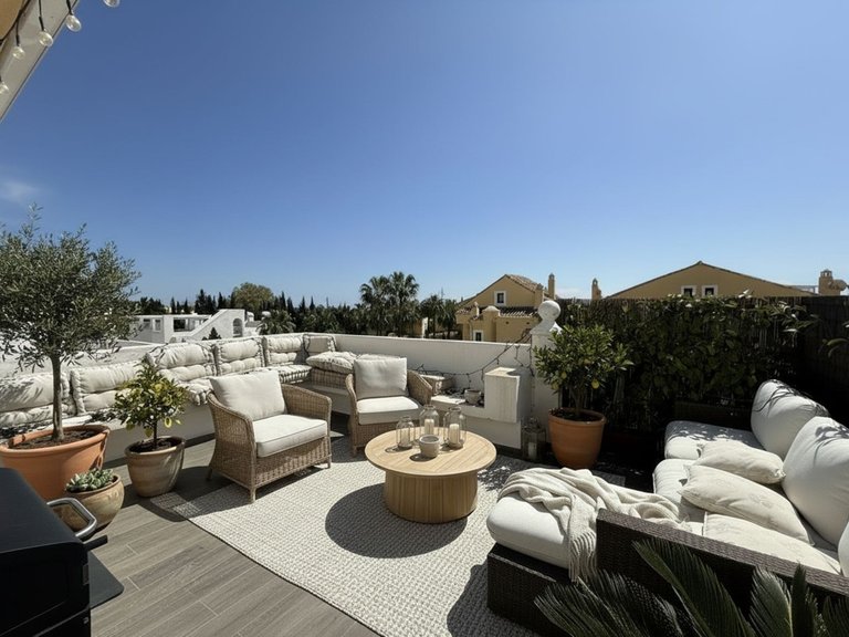 Apartment for Sale in Nagüeles, Malaga 32