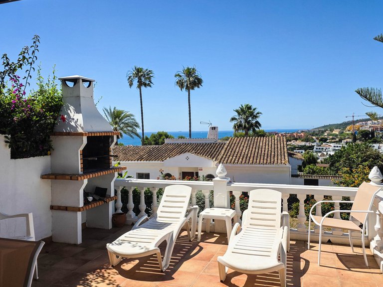 Villa for Sale in La Duquesa, Malaga 1