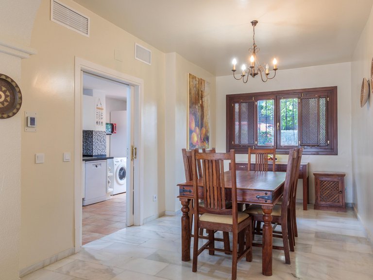 Villa for Sale in La Duquesa, Malaga 14