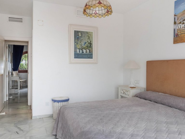 Villa for Sale in La Duquesa, Malaga 33
