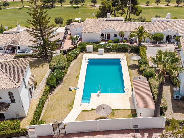 Villa for Sale in La Duquesa, Malaga 35