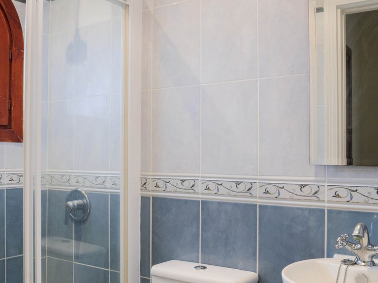 Villa for Sale in La Duquesa, Malaga 42