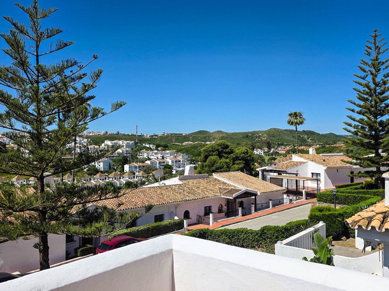 Villa for Sale in La Duquesa, Malaga 48