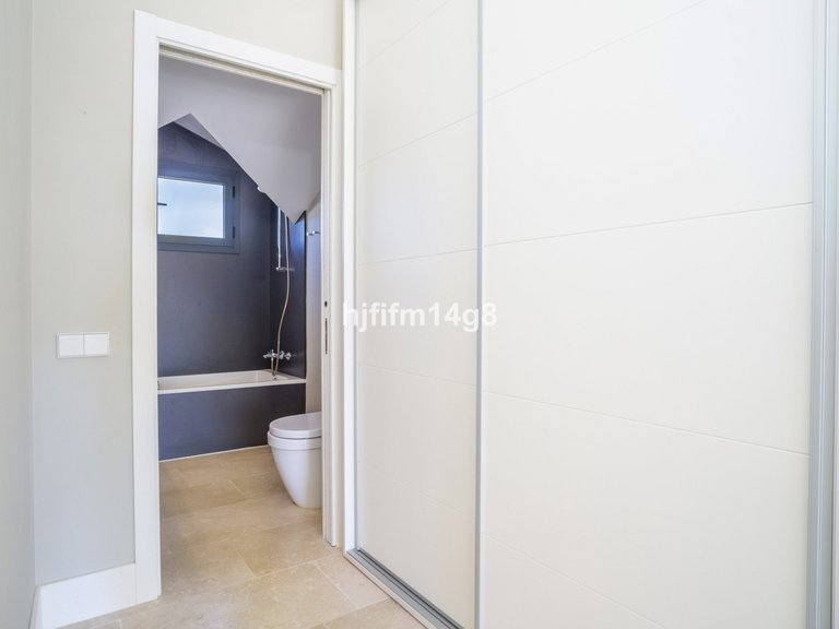 Apartment for Sale in Estepona, Malaga 13