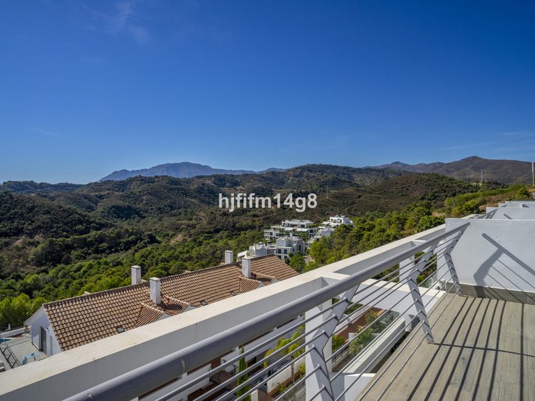 Apartment for Sale in Estepona, Malaga 18