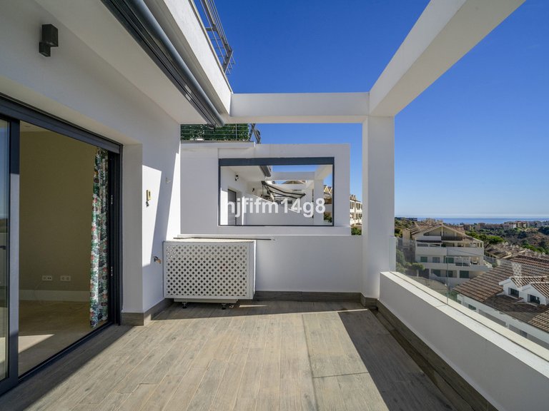 Apartment for Sale in Estepona, Malaga 2