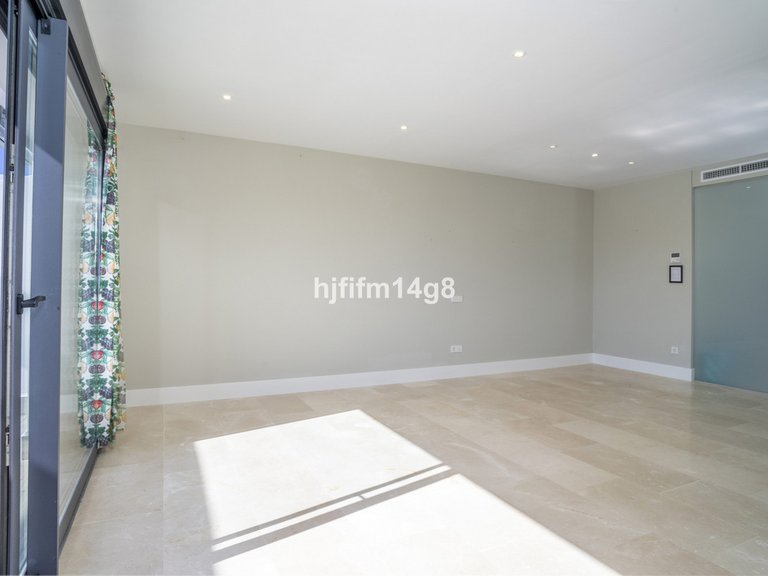 Apartment for Sale in Estepona, Malaga 6