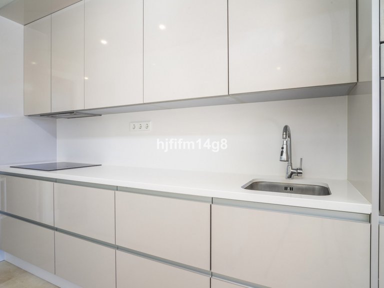 Apartment for Sale in Estepona, Malaga 8