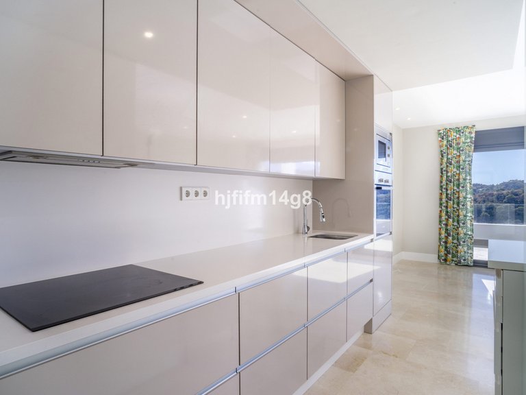 Apartment for Sale in Estepona, Malaga 9