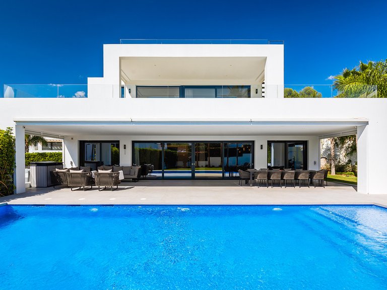 Villa for Sale in Nueva Andalucía, Malaga 41