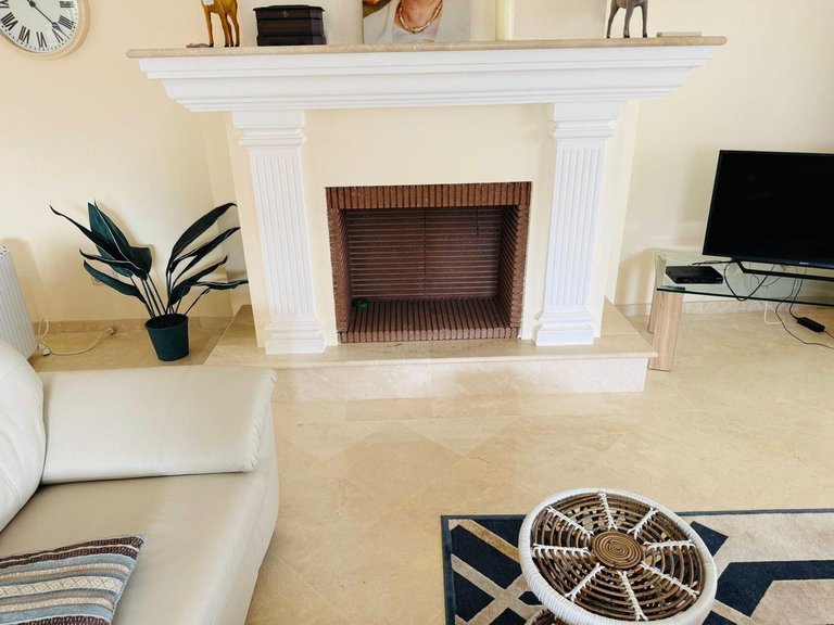 Villa for Sale in Casares, Malaga 17