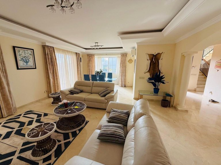 Villa for Sale in Casares, Malaga 30