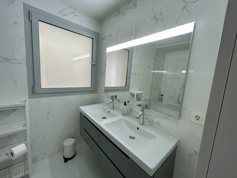 Apartment for Sale in Fuengirola, Malaga 17