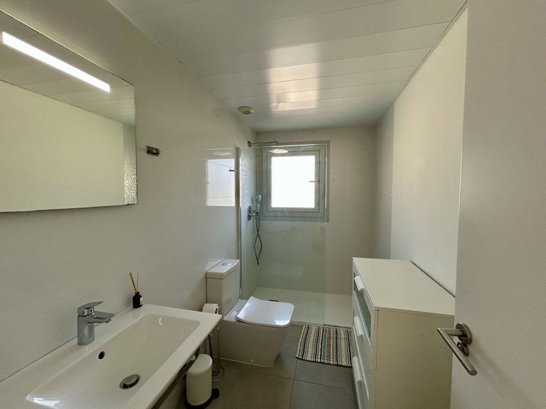 Apartment for Sale in Fuengirola, Malaga 19
