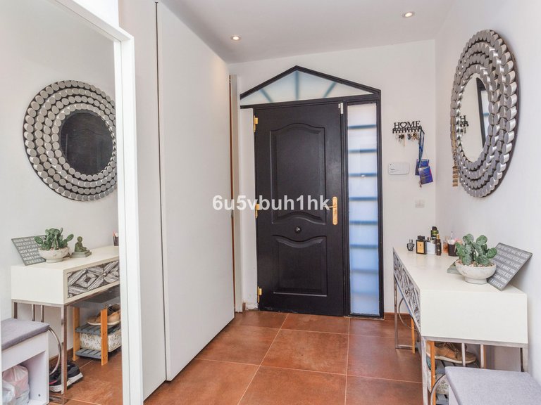 Villa for Sale in Benalmadena, Malaga 10