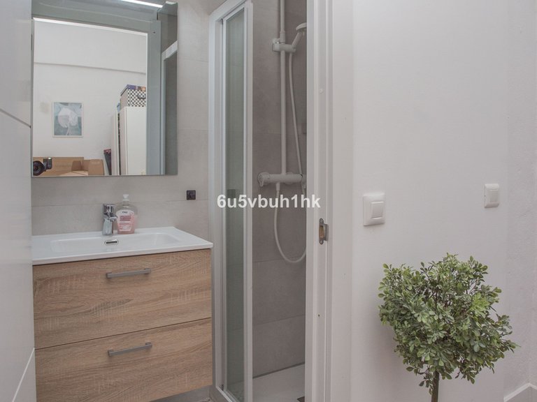 Villa for Sale in Benalmadena, Malaga 25