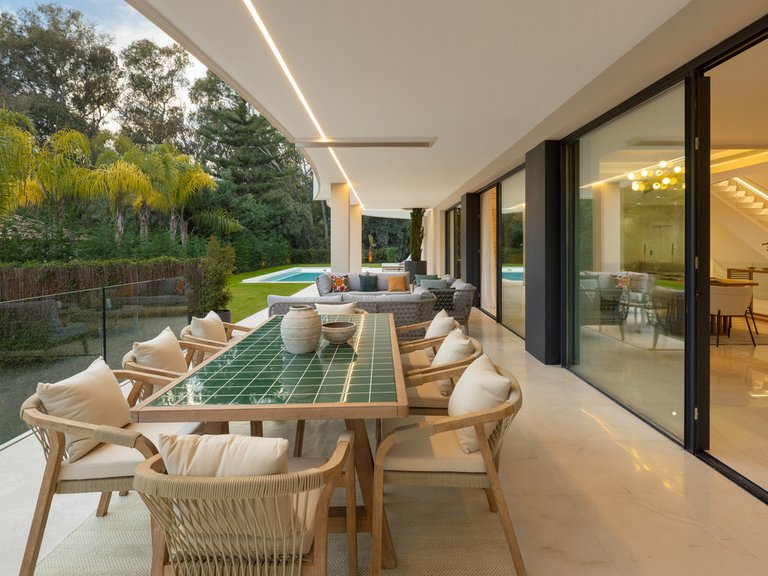 Villa for Sale in Nueva Andalucía, Malaga 38