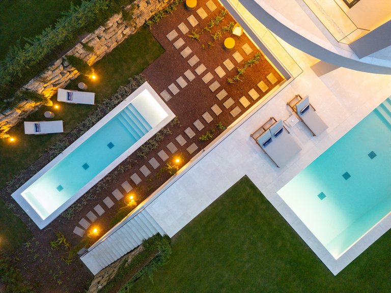 Villa for Sale in Nueva Andalucía, Malaga 44