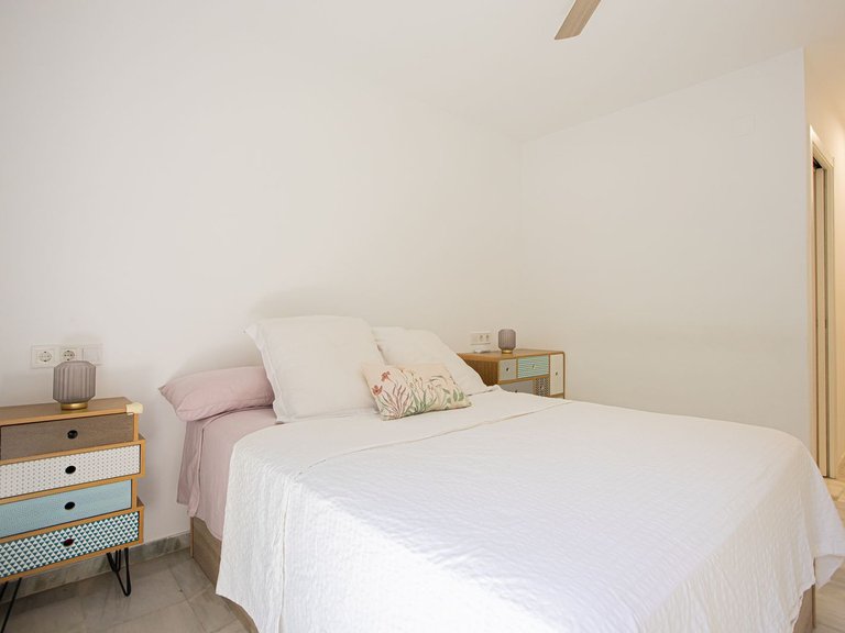 Apartment for Sale in The Golden Mile, Malaga 13