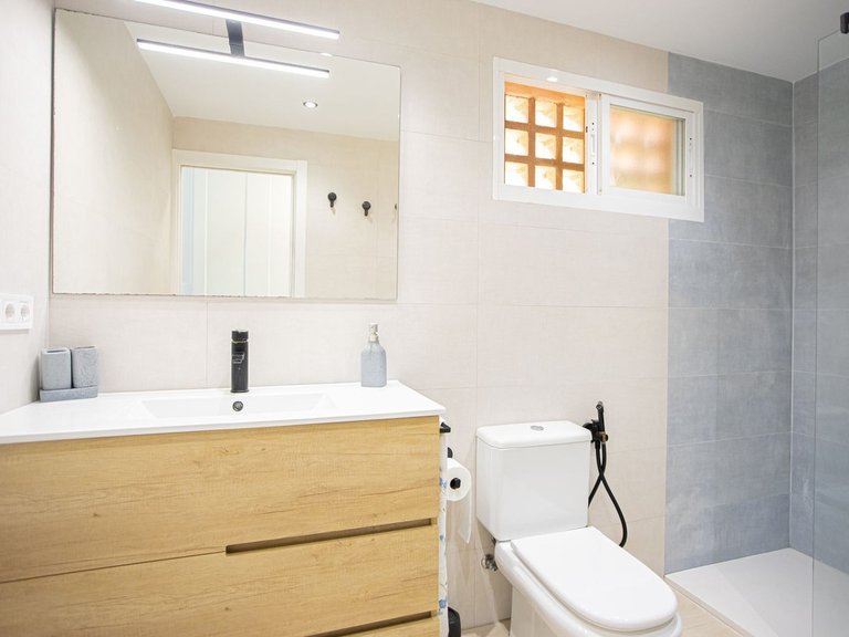 Apartment for Sale in The Golden Mile, Malaga 15