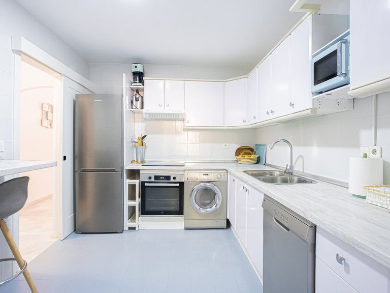 Apartment for Sale in The Golden Mile, Malaga 9
