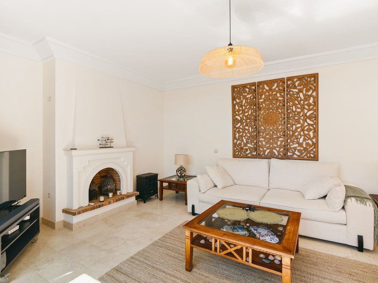 Apartment for Sale in Calahonda, Malaga 3