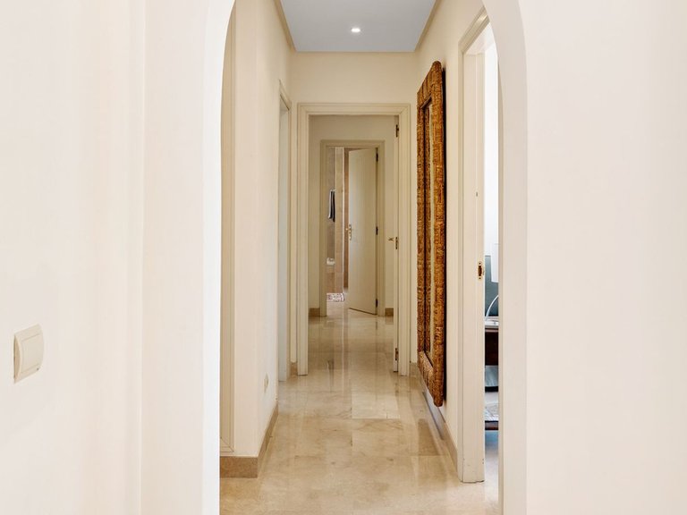 Apartment for Sale in Calahonda, Malaga 6
