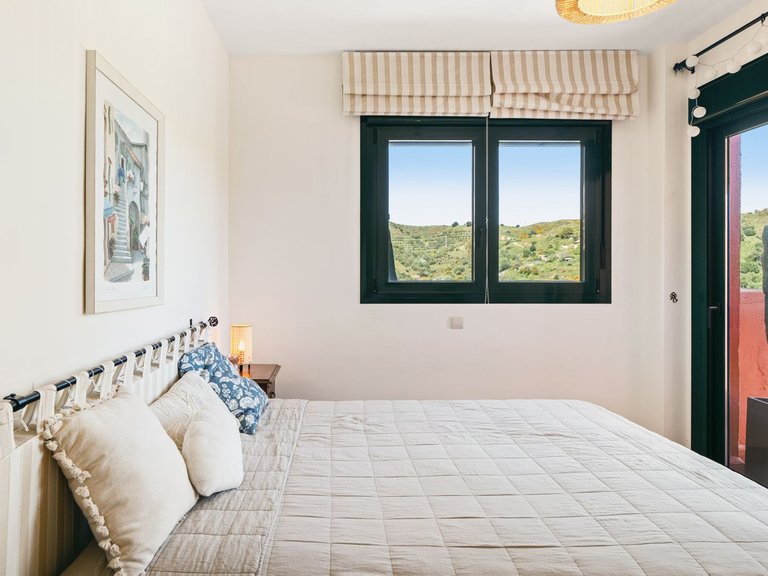 Apartment for Sale in Calahonda, Malaga 9