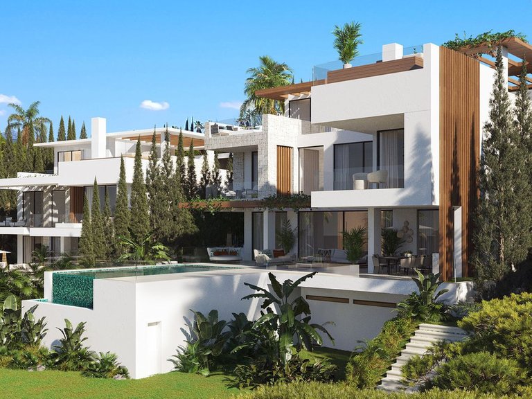 Villa for Sale in Estepona, Malaga 2