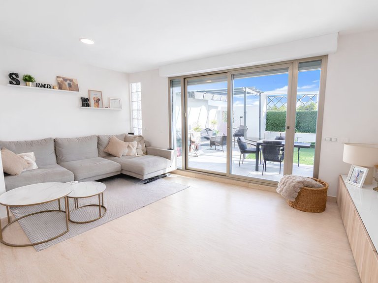 Apartment for Sale in La Cala De Mijas, Malaga 1