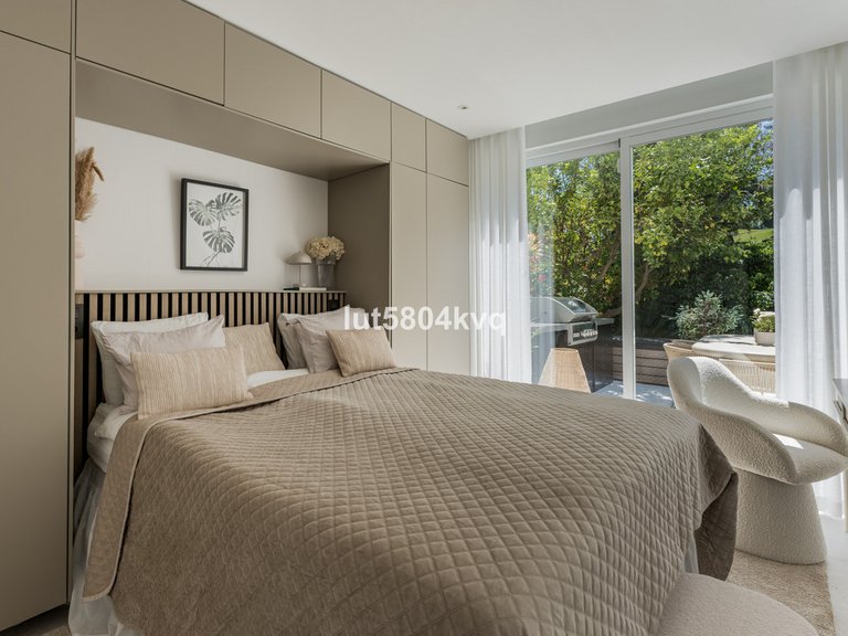 Apartment for Sale in La Quinta, Malaga 12