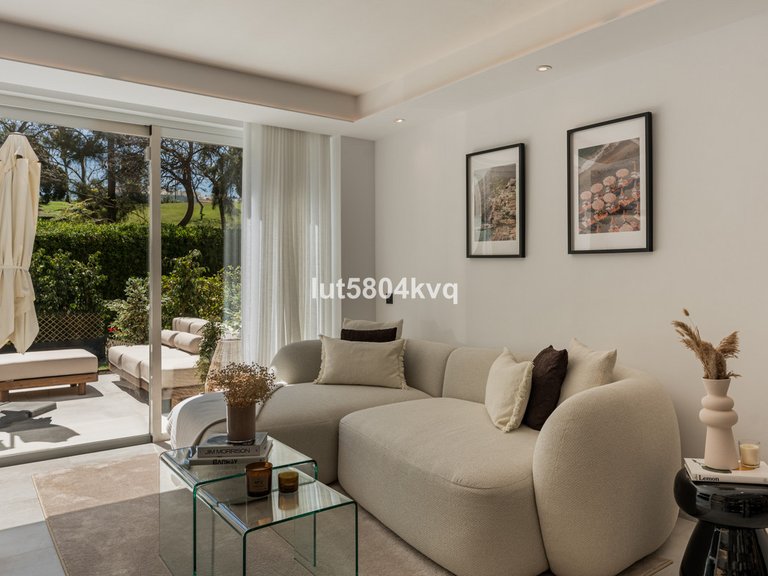 Apartment for Sale in La Quinta, Malaga 13