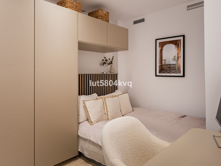 Apartment for Sale in La Quinta, Malaga 22