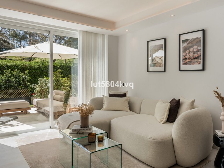 Apartment for Sale in La Quinta, Malaga 7