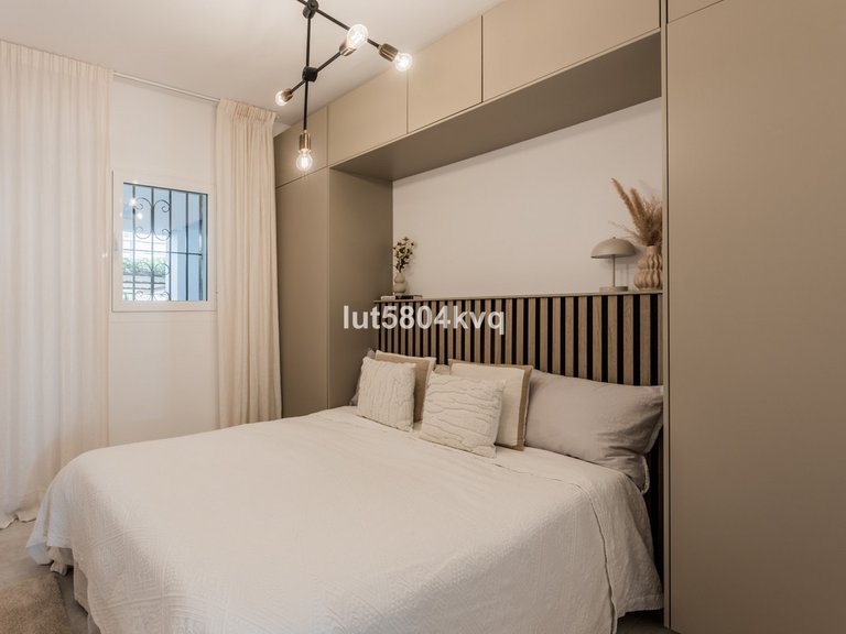 Apartment for Sale in La Quinta, Malaga 8