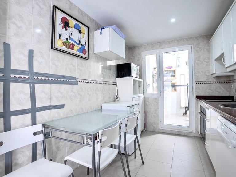 Apartment for Sale in Nueva Andalucía, Malaga 14