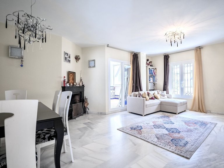 Apartment for Sale in Nueva Andalucía, Malaga 3