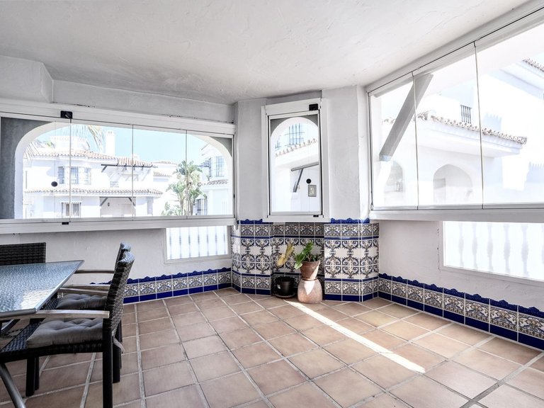 Apartment for Sale in Nueva Andalucía, Malaga 5