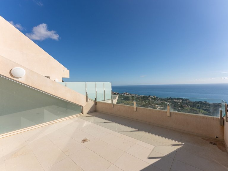 Apartment for Sale in Benalmadena Pueblo, Malaga 21