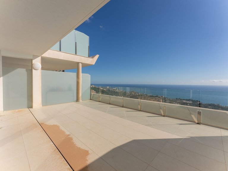 Apartment for Sale in Benalmadena Pueblo, Malaga 25